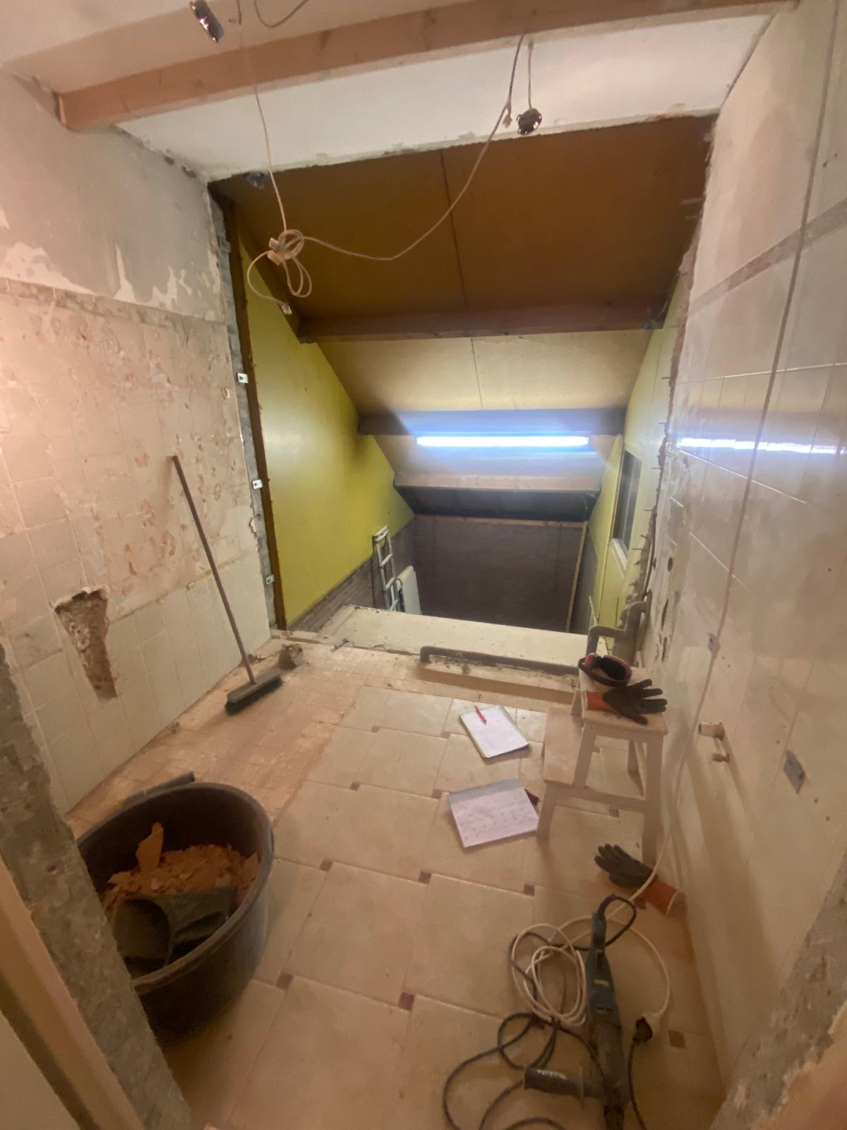 Badkamer renovatie plus uitbouw